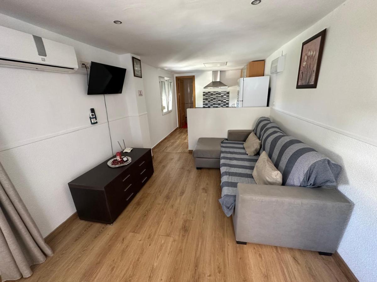 Vil·la Dream With Heated Swimming Pool, Jacuzzi, Waterfall, Heating Is Extra